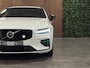 Volvo V60 T8 AWD Recharge Polestar Long Range Bowers & Wilkins | Schuifdak | 455pk | Trekhaak | 20 Inch | Crystal White | Head-Up Display | Adaptieve Cruise Control | Stoelverwarming voor+achter | Stuurwielverwarming | Google Infotainment | Full LED Meesturende koplampen | Pilot Assist | BLIS Dode Hoek Detectie | Parkeercamera | Elektrische voorstoelen geheugen | Contour Stoelen R-Design met wit stiksel en bies | Zitting verlenging voorstoelen | Lederen dashboard | Keyless Drive | Parkeersensoren voor+achter | Privacy Glass | DAB Radio | Apple Carplay/Android Auto | Volvo On Call met mobiele App functie | Crystal White Metallic | Unieke kenmerken Polestar Engineered