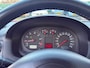 Volkswagen Golf 1.6-16V Highline/ ZEER NETJES