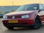 Volkswagen Golf 1.6-16V Highline/ ZEER NETJES