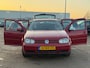 Volkswagen Golf 1.6-16V Highline/ ZEER NETJES