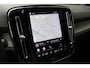 Volvo EX40 Single Engine Extended Range Ultra | Demo Deal | VAN € 57.440,- voor € 50.950,- | Panoramadak | Visual Park Assist | Dawn Fusion Microtech | Getinte ramen | Premium Audio by Harman Kardon | Elektrisch verstelbare stoelen | Preconditioning | 19 Inch | Verwarmde voorstoelen en stuurwiel | Draadloos telefoon opladen | Apple Carplay | Android Auto | Pilot Assist | Keyless