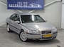 Volvo S80 2.4 Comfort Trekhaak CruiseControl Leer Mooi!