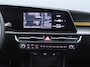 Kia Niro EV DynamicLine 64.8 kWh | 17" LM | Airco | Cruise | Camera | Navi | PDC |