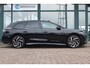 Volkswagen ID.7 Tourer Pro Limited Edition | Achterbank in ongelijke delen neerklapbaar incl. middenarmsteun en doorlaadmogelijkheid | Afstandscontrolesysteem (Front Assist), met voetgangers- en fietsersherkenning | Airconditioning automatisch, 2-zone (Climatronic)