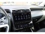 Hyundai Tucson 1.6 T-GDI PHEV Comfort Smart 4WD | Stoelverwarming voor| Stuurwielverwarmig | Navigatie | Climate Control | Achteruitrijcamera | Airco (automatisch) | Apple Carplay/Android Auto|telefoonintegratie premium