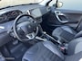 Peugeot 2008 1.2 VTi Allure | Pano | Navigatie | Cruise |