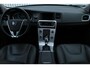 Volvo V60 Cross Country T5 Automaat Polar+ Luxury | Afneembare Trekhaak | Panoramadak met schuif-/kantelfunctie| Powers Seats | Parkeercamera | Verwarmbare Voorstoelen | Navigatie | Bluetooth Telefonie & Multimedia | Cruise Control