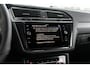 Volkswagen Tiguan 1.5 TSI R-Line Black Pakket Trekhaak Pano