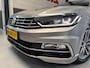 Volkswagen Passat Variant 1.4 TSI Highline Business R-line, Virtual Display,CarPlay,DaB,Trekhaak,PDC,4 seizoen banden, all-in.