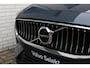Volvo V60 T6 Plug-in hybrid AWD Essential Bright | All-season banden | Lederen Bekleding | Stoel-/ stuurwielverwarming | Elektrisch inklapbare trekhaak | Adaptive Cruise Control | BLIS | Verwarmbare acherbank | 18 inch. lichtmetalen velgen | Park assist | Apple carplay/ Android auto