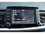 Kia Stonic 100pk DynamicPlusLine I Parkeersensoren I Camera Achter I Trekhaak I NAVI I Airco
