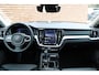 Volvo V60 T6 AWD AUT Ultra Bright | Bowers & Wilkins audiosysteem | 360 graden camera | Panoramisch schuif-/kanteldak | 19" Lichtmetalen velgen | Lederbekleed Dashboard | Stoelverwarming | Stuurwielverwarming | Elektrisch Bedienbare Voorstoelen met Geheugenfunctie |