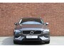 Volvo V60 T6 AWD AUT Ultra Bright | Bowers & Wilkins audiosysteem | 360 graden camera | Panoramisch schuif-/kanteldak | 19" Lichtmetalen velgen | Lederbekleed Dashboard | Stoelverwarming | Stuurwielverwarming | Elektrisch Bedienbare Voorstoelen met Geheugenfunctie |