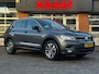 Volkswagen Tiguan Highline 1.5 TSI ACT 150 pk - IQ Light - camera - climate - zeer compleet!