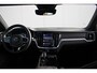 Volvo V60 T6 Plug-in hybrid AWD Plus Dark | Elektrisch inklapbare trekhaak | Elektrisch verstelbare voorstoelen | 360 graden camera | Premium audio by Harman Kardon | Verwarmbare voorruit | Stoel- /stuurwielverwarming | Adaptive cruise control | BLIS