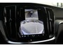 Volvo V60 T6 Plug-in hybrid AWD Plus Dark | Elektrisch inklapbare trekhaak | Elektrisch verstelbare voorstoelen | 360 graden camera | Premium audio by Harman Kardon | Verwarmbare voorruit | Stoel- /stuurwielverwarming | Adaptive cruise control | BLIS