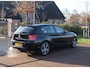 BMW 1-Serie 118i Business+ | Panoramadak | Cruise Control | Parkeersensoren | Sportstoelen |