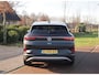 Volkswagen ID.4 First Max 77 kWh | Panoramadak | Head-Up Display | 360 Camera | Sfeerverlichting | Apple Carplay