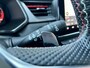 Renault Captur 1.3 Mild Hybrid 160 R.S. Line | Automaat | All Seasons | Navigatie | Groot Scherm | Achteruitrijcamera + Parkeersensoren | Draadloze Telefoonlader | Climate Control | Luxe Pook | Apple CarPlay/Android Auto
