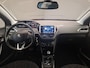 Peugeot 2008 1.2 PureTech Signature Automaat | Trekhaak| Navigatie | Parkeersensoren | DAB | Cruise Controle | Airco | Bestuurdersstoel in hoogte verstelbaar | Bluetooth telefoonvoorbereiding