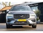 Volvo XC60 2.0 T5 R-Design Panoramadak I Leder I HeadUp I Memory I Stoel,stuur & achterbankverwarming I Trekhaak I Adaptive Cruise