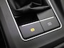 Volkswagen Golf 1.0 TSI Life Business | Apple Carplay / Android Auto | Ergo Comfort Stoelen | Trekhaak | Climate Control | Massage |
