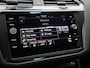 Volkswagen Tiguan 1.5 TSI 150pk DSG R-Line Navigatie Wegkl. trekhaak Acc Elek. kofferklep