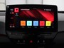Volkswagen ID.3 First Plus 58 kWh | Trekhaak | Stoel & stuurverwarming | Camera | Adaptive cruise | Sfeerverlichting | Carplay | Matrix LED | Parkeerhulp | Climate control
