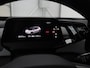 Volkswagen ID.3 First Plus 58 kWh | Trekhaak | Stoel & stuurverwarming | Camera | Adaptive cruise | Sfeerverlichting | Carplay | Matrix LED | Parkeerhulp | Climate control