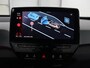 Volkswagen ID.3 First Plus 58 kWh | Trekhaak | Stoel & stuurverwarming | Camera | Adaptive cruise | Sfeerverlichting | Carplay | Matrix LED | Parkeerhulp | Climate control
