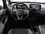 Volkswagen ID.3 First Plus 58 kWh | Trekhaak | Stoel & stuurverwarming | Camera | Adaptive cruise | Sfeerverlichting | Carplay | Matrix LED | Parkeerhulp | Climate control