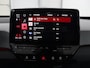 Volkswagen ID.3 First Plus 58 kWh | Trekhaak | Stoel & stuurverwarming | Camera | Adaptive cruise | Sfeerverlichting | Carplay | Matrix LED | Parkeerhulp | Climate control