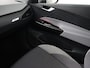 Volkswagen ID.3 First Plus 58 kWh | Trekhaak | Stoel & stuurverwarming | Camera | Adaptive cruise | Sfeerverlichting | Carplay | Matrix LED | Parkeerhulp | Climate control
