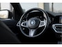 BMW 3-Serie Sedan 330e Aut. | High Executive | M Sportpakket | 19" LM Velgen | Panoramadak | Head-Up Display | Laserlight | HIFI | Comfort Access |