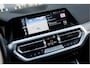 BMW 3-Serie Sedan 330e Aut. | High Executive | M Sportpakket | 19" LM Velgen | Panoramadak | Head-Up Display | Laserlight | HIFI | Comfort Access |