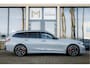 BMW 3-Serie Touring M340i xDrive Aut. | Panoramadak | Harman Kardon | Driving Assistant Professional | Head-Up Display | M-Sportpakket Pro | 19" LM Velgen |
