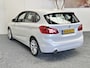 BMW 2-Serie Active Tourer 225xe iPerformance High Executive LEDER NAVIGATIE CRUISE CONTROL CLIMATE CONTROL BLUETOOTH TELEFOON MEDIA VOORBEREIDING PDC ZEER MOOI ZEER MOOI !! Brgl