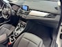 BMW 2-Serie Active Tourer 225xe iPerformance High Executive LEDER NAVIGATIE CRUISE CONTROL CLIMATE CONTROL BLUETOOTH TELEFOON MEDIA VOORBEREIDING PDC ZEER MOOI ZEER MOOI !! Brgl