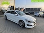 Mercedes-Benz CLA 180 Ambition|Alcantara|Pano|Navi|AMG