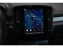 Volvo EX40 Single Motor Extended Range Ultra Black Ed. | Demo Deal | 20" Lichtmetalen Wielen | Elektrisch Verstelbare Voorstoelen | 360º Camera | Stoel/Stuurverwarming | Warmtepomp | Donkergetint Glas |
