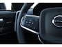 Volvo EX40 Single Motor Extended Range Ultra Black Ed. 82 kWh | Demo Deal | 20" Lichtmetalen Wielen | Elektrisch Verstelbare Voorstoelen | 360º Camera | Stoel/Stuurverwarming | Warmtepomp | Donkergetint Glas |