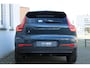 Volvo EX40 Single Motor Extended Range Ultra Black Ed. 82 kWh | Demo Deal | 20" Lichtmetalen Wielen | Elektrisch Verstelbare Voorstoelen | 360º Camera | Stoel/Stuurverwarming | Warmtepomp | Donkergetint Glas |
