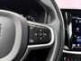 Volvo V60 2.0 B4 Momentum Business | Stoelverwarming | Stuurverwarming | Trekhaak | Adaptieve cruise control | Pilot assist | Zitvlak verlenger |