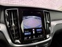 Volvo V60 2.0 B4 Momentum Business | Stoelverwarming | Stuurverwarming | Trekhaak | Adaptieve cruise control | Pilot assist | Zitvlak verlenger |
