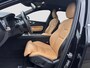 Volvo XC60 2.0 T8 AWD Polestar Engineered | Luchtvering | Pano | Stoelventilatie | Trekhaak | H&K Audio