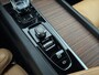 Volvo XC60 2.0 T8 AWD Polestar Engineered | Luchtvering | Pano | Stoelventilatie | Trekhaak | H&K Audio