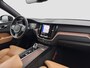 Volvo XC60 2.0 T8 AWD Polestar Engineered | Luchtvering | Pano | Stoelventilatie | Trekhaak | H&K Audio