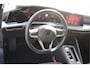 Volkswagen Golf 1.0 eTSI Life Carplay | Adaptive cruise | LMV | Clima | Bluetooth | Navi | PDC