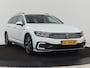 Volkswagen Passat 1.4 TSI PHEV GTE | Trekhaak | Stoelverwarming | Virtual Cockpit | Camera | Adaptive cruise | Carplay | Matrix LED | Navigatie | Climate control | Plug In