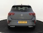 Volkswagen T-Roc 1.5 TSI R-Line | Parkeersensoren | Dodehoek detectie | Adaptieve cruise control | Digital cockpit Pro | CarPlay | Navigatie | Airco |